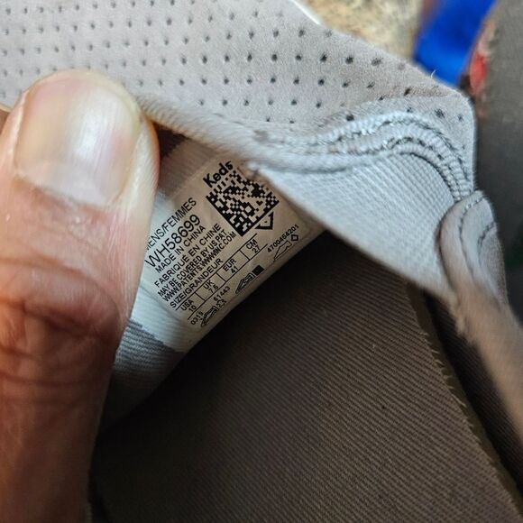 Keds women's low slip-on gray shoes size 10. 412 - Picture 10 of 11